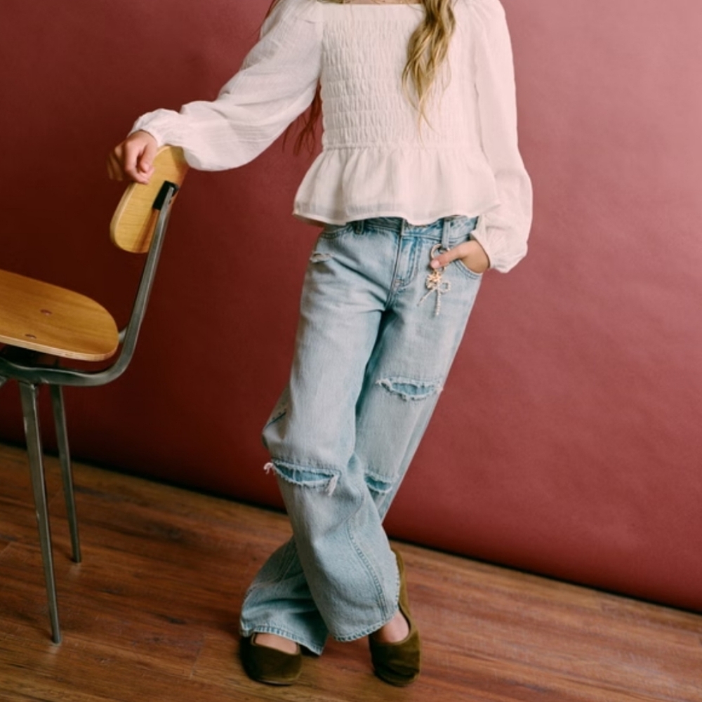 Abercombie Low Rise Baggy Jeans